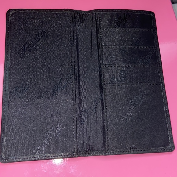 • VINTAGE FOSSIL WALLET - Picture 3 of 6